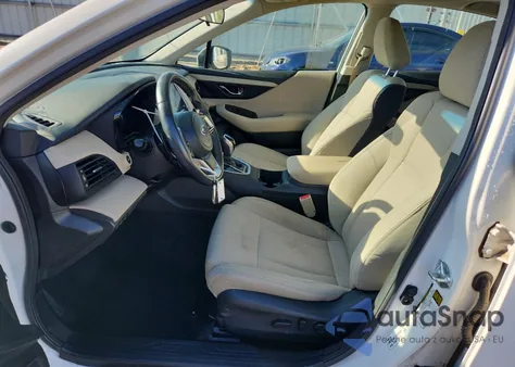 2021 Subaru Legacy Premium z USA, uszkodzony, nr VIN 4S3BWAF65M3006261